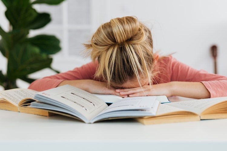 Unlocking Productivity: 5 Strategies to Overcome Procrastination When Studying JC Chemistry