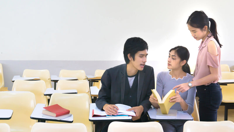 On Chemistry Tuition Centres in Singapore: Is bigger necessarily better?